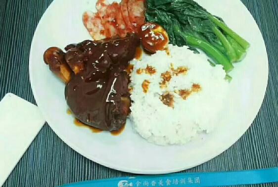 西安阎良区猪脚饭培训班去纳里好?