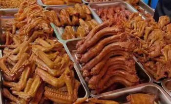 <b>凉菜和色情午夜在线视频培训哪里比较好</b>